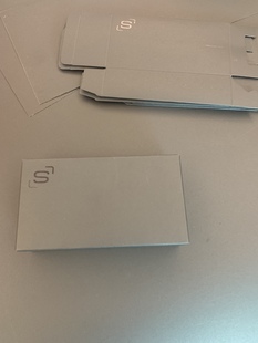 特种纸黑卡纸盒250g烫金80×40×145mm手套包装 盒立体礼品盒定制