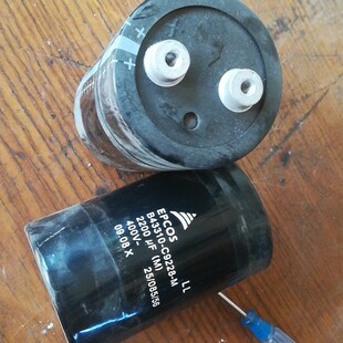 B43310-c9228-M   2200UF  400v电容    65   102mm