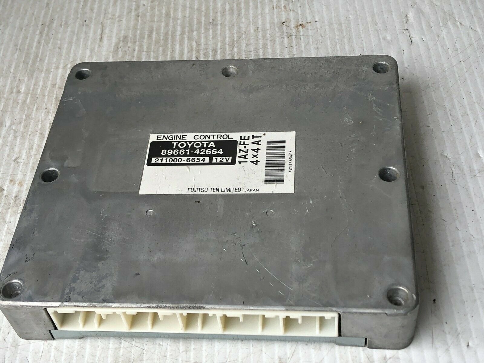 适用于丰田rav4发动机2.0电脑板ECU控制单元模块89661-42664匹配,汽车零部件/养护/美容/维保,发动机总成及部件,淘宝优惠券,粉丝福利购,淘宝优惠卷