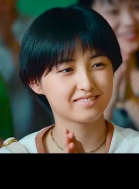 张子枫项链手链米珠饰品锁骨链