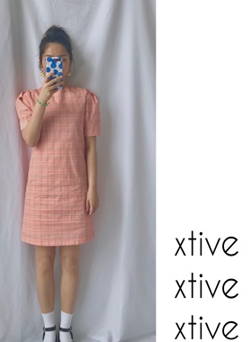 X.TIVE 春夏系列短袖露背泡泡袖连衣裙直筒圆领挺括塑形短裙女