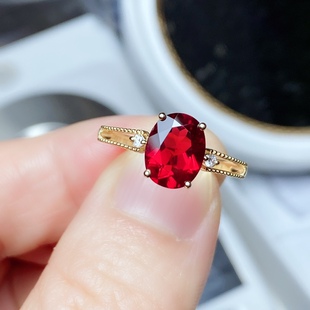 定制 18K玫瑰金镶嵌天然太阳石红色戒指鸽血红女戒配钻经典款大气