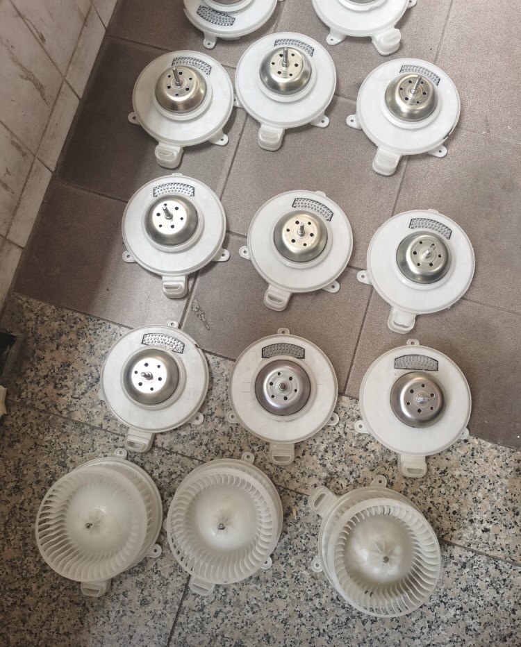 适用于皇冠锐志凌志雷克萨斯IS鼓风机马达电阻日本原厂拆车匹配,汽车零部件/养护/美容/维保,发动机总成及部件,淘宝优惠券,粉丝福利购,淘宝优惠卷