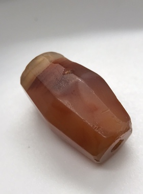 W37  西亚红玉髓六角形 玛瑙 原色 原矿