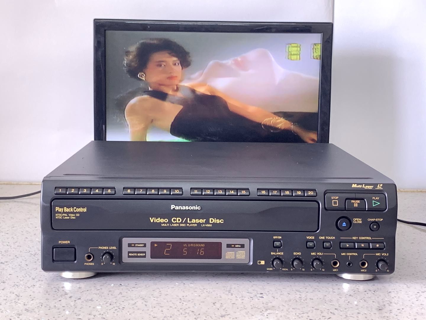 二手明生电子日本原装发烧LD/CD机LX-V850读碟很好..