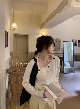 早秋上新!【A.K SKYLAN】斜扣宽松百搭保暖毛衣