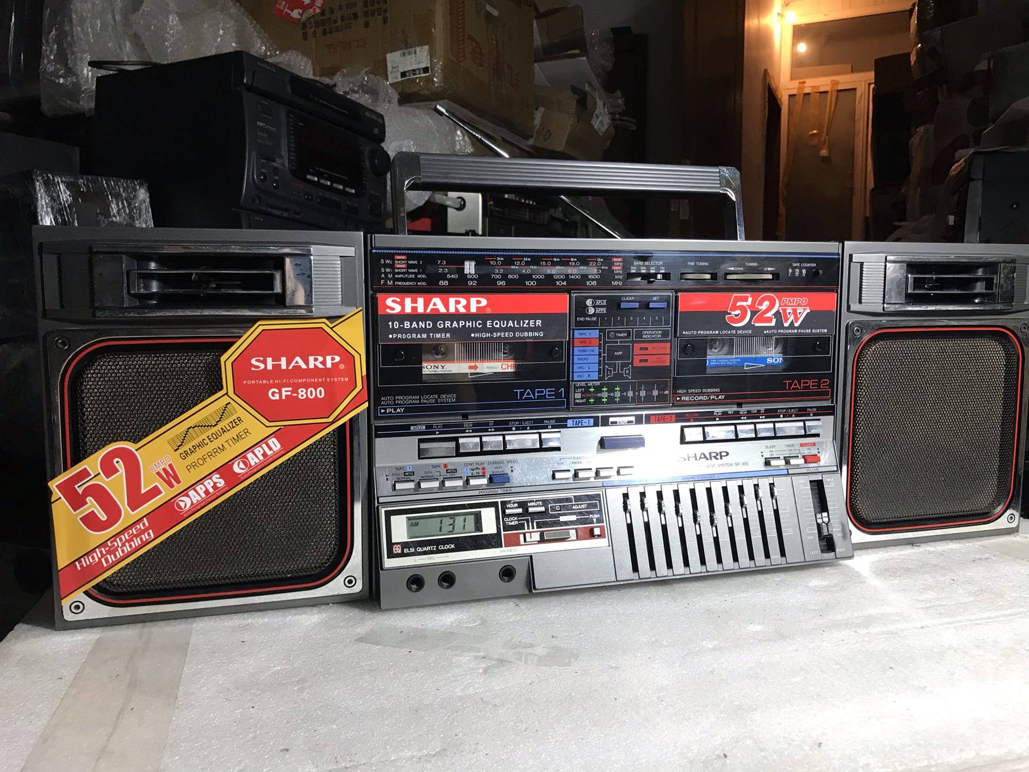 经典的夏普GF-800收录机。日本原装，功能全好的，比较新。..