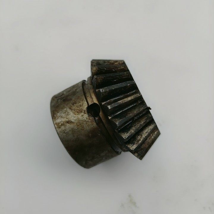 武汉重型机厂T612镗床配件22649伞齿6轮Z2床3/ M2.5/-30*8/L45车