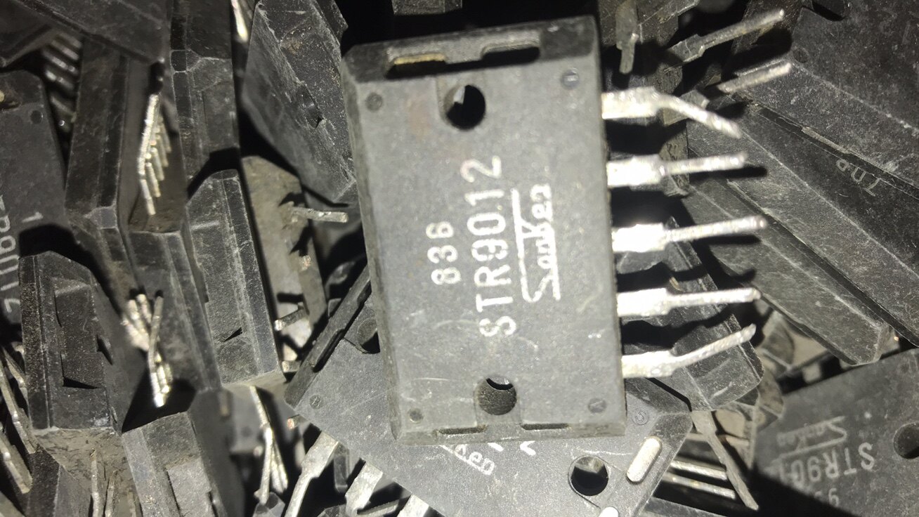 STR9012    原装拆机电源模块ZIP-5