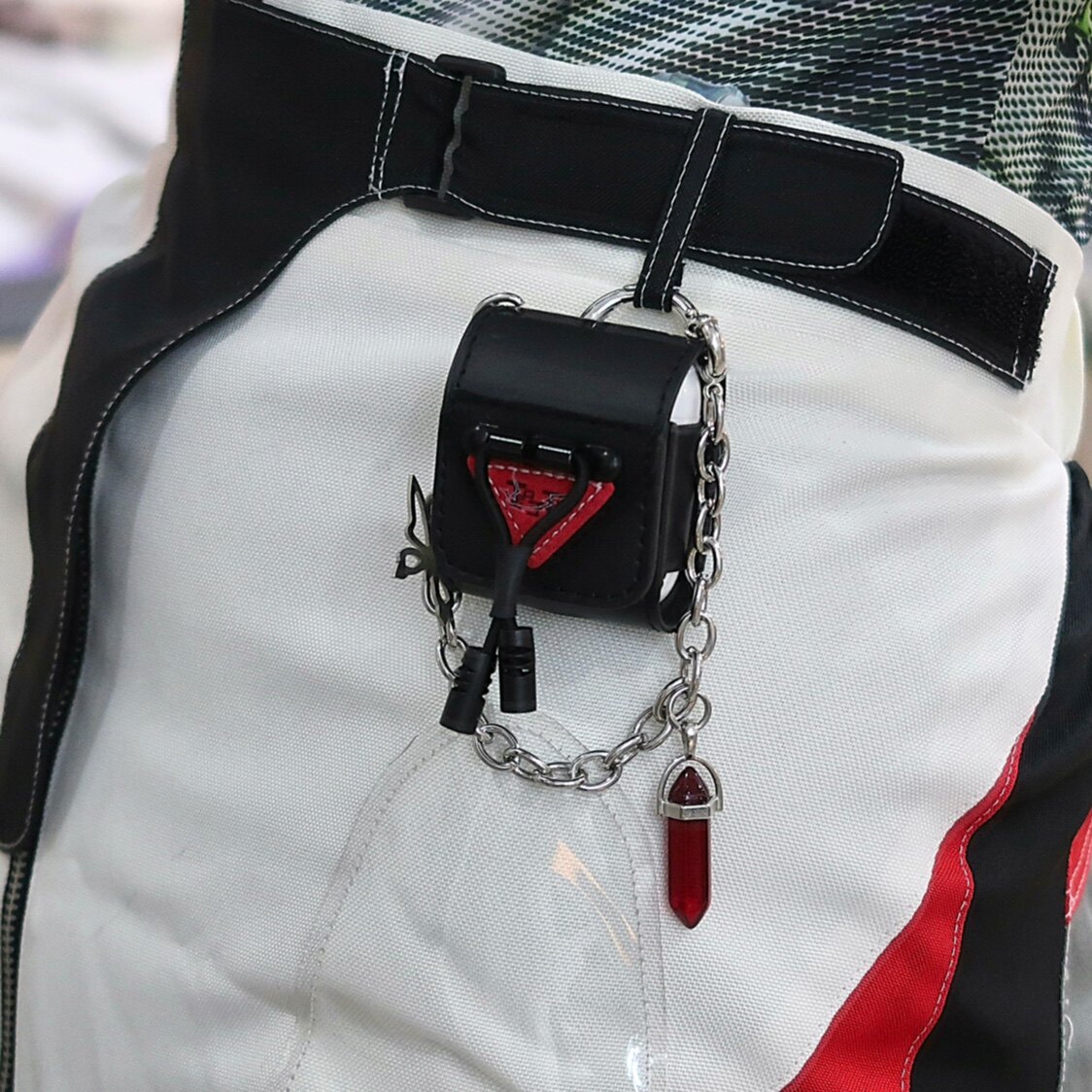 原创设计PU苹果Airpods123代蓝牙耳机保护套黑色磁吸扣包