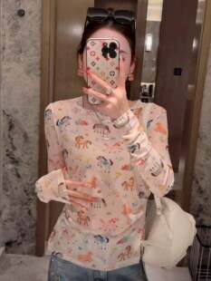 打底衫 T恤爆款 卡通小马印花长袖 独特漂亮上衣323 小四专享