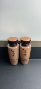包邮专柜雪花秀臻秀修护活颜乳20ml臻秀水20ml2件套小样滋润紧致