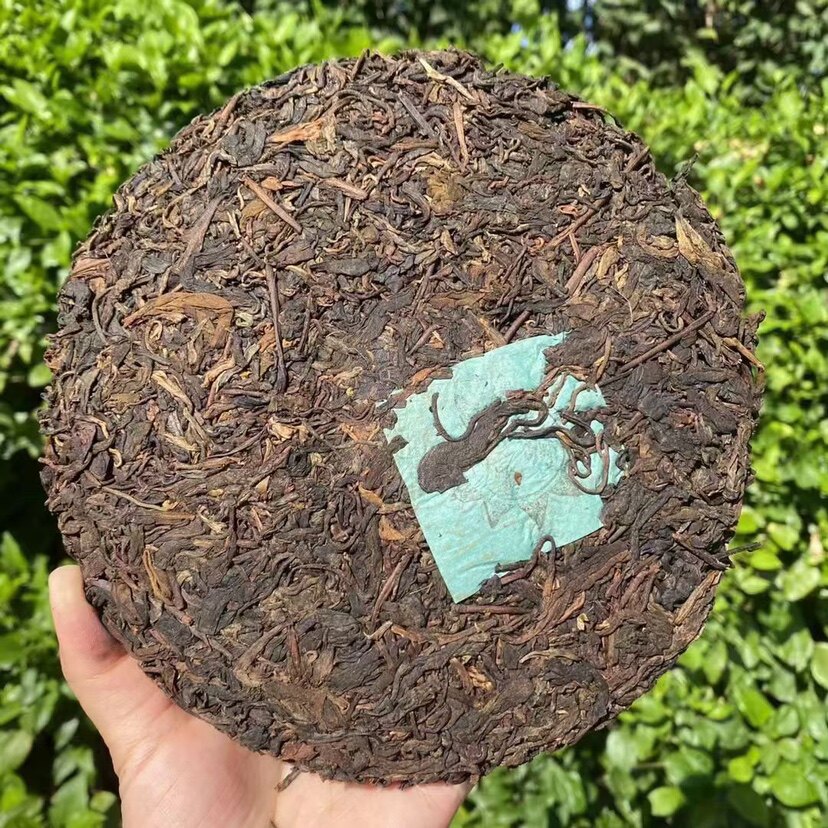 80年代 云南普洱陈云号 陈年普洱生茶饼 陈香味足回甘醇滑357g