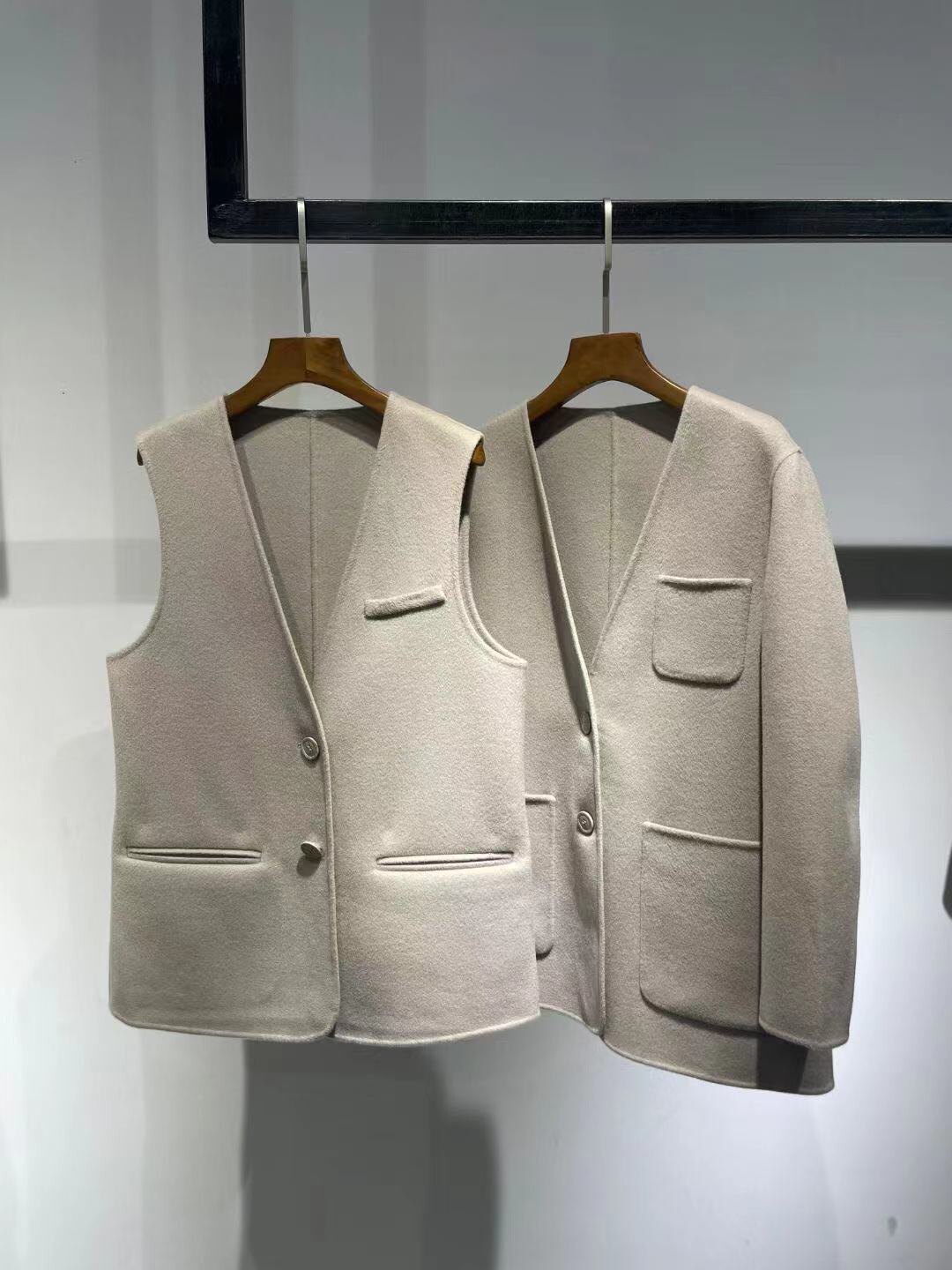 英淘羊毛羊绒混纺马甲/西服套装女秋季新款手工双面呢v领外套上衣