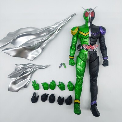 万代散货shf假面骑士王牌真骨雕