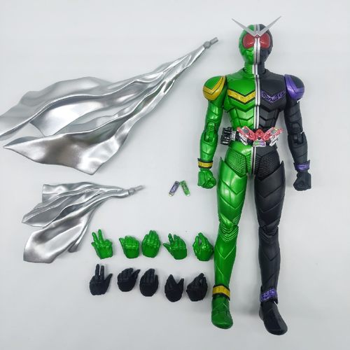 万代散货shf假面骑士王牌真骨雕