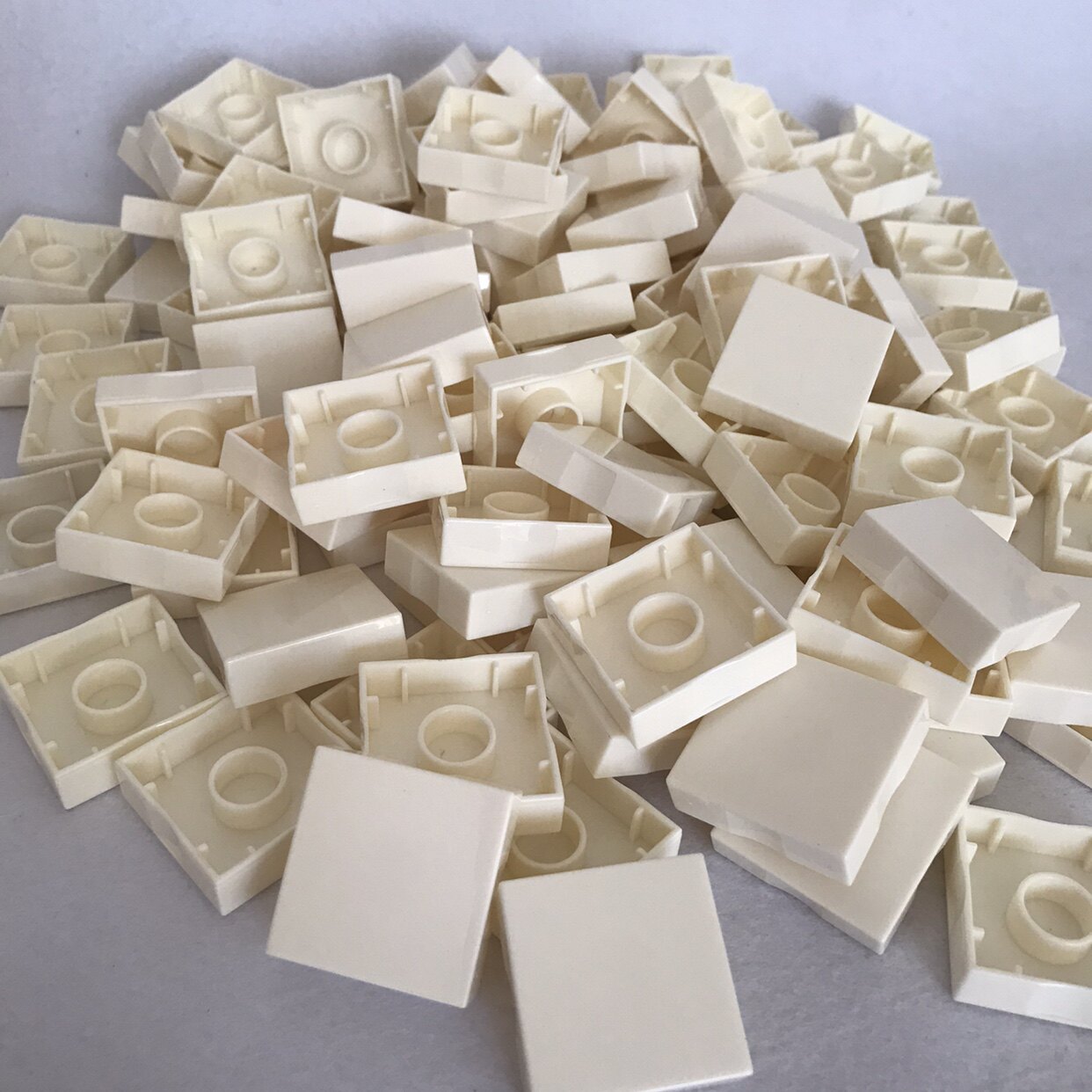 平面积木适合做墙上边框男女拼装蓝色白色儿童益智