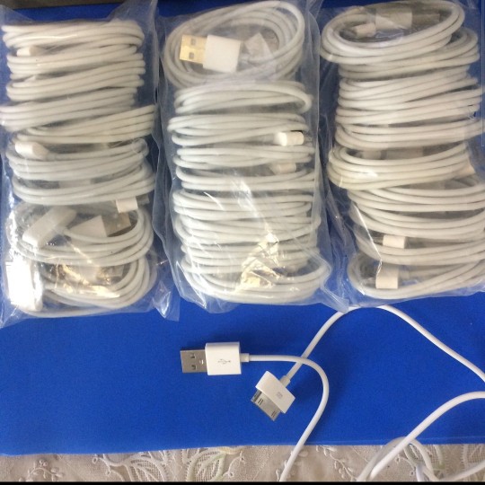 苹果手机4,4S, iPod touch1touch2touch3MP3MP4充电数据线