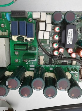 FR-A740-3.7K-CHT   FR-F740-5.5k-CHT驱动板 模块7MBR25UG120-50