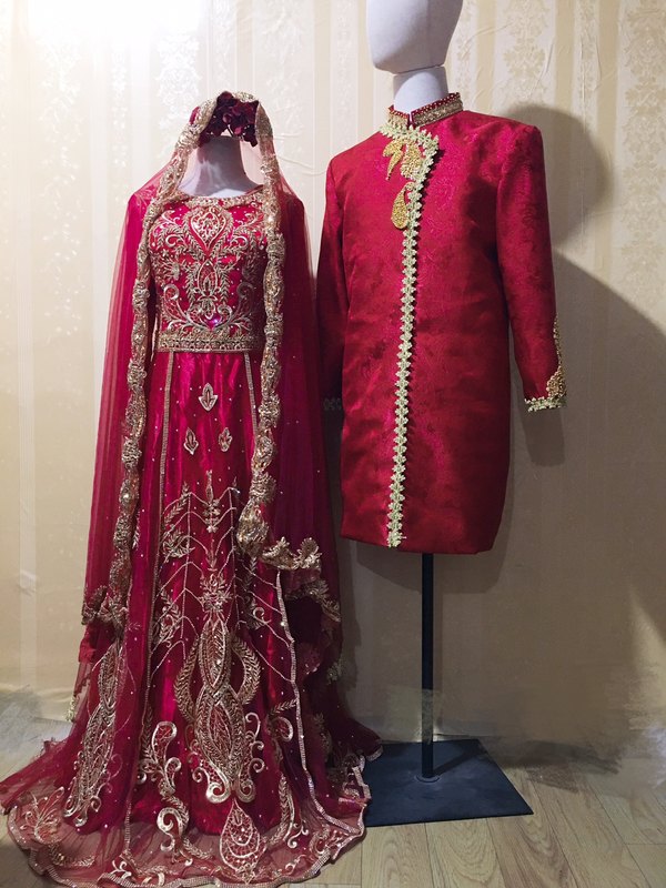 马来服婚纱素材模板 马来服婚纱图片下载 小麦优选