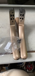 原装康佳LED43E330C底座一对  带螺丝