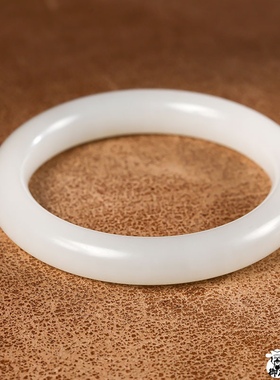 新疆和田玉原毛孔白皮一级白白玉籽玉1圆镯 56.5圈 52克籽料手链