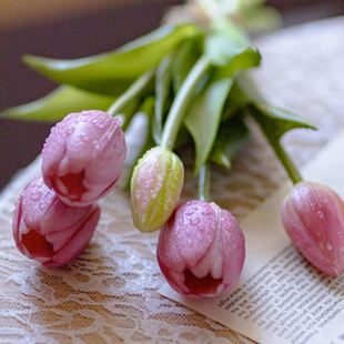 ins手感保湿 高档仿真花郁金香假花插花客厅桌面摆件装 饰拍照花束