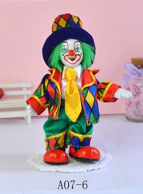 小丑陶瓷送礼彩绘客厅纯手工卡通