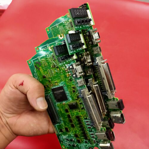 安川7系主板SGD7S-IFA00AA-002适用SGD7S-7R6A00A/5R5A00A议价卖