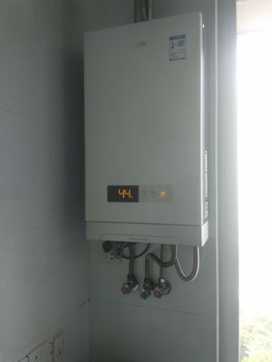 Re:请问大家觉得Macro/万家乐 JSQ30-V16燃气热水器家用电天然气16升非液化气煤气怎 ..
