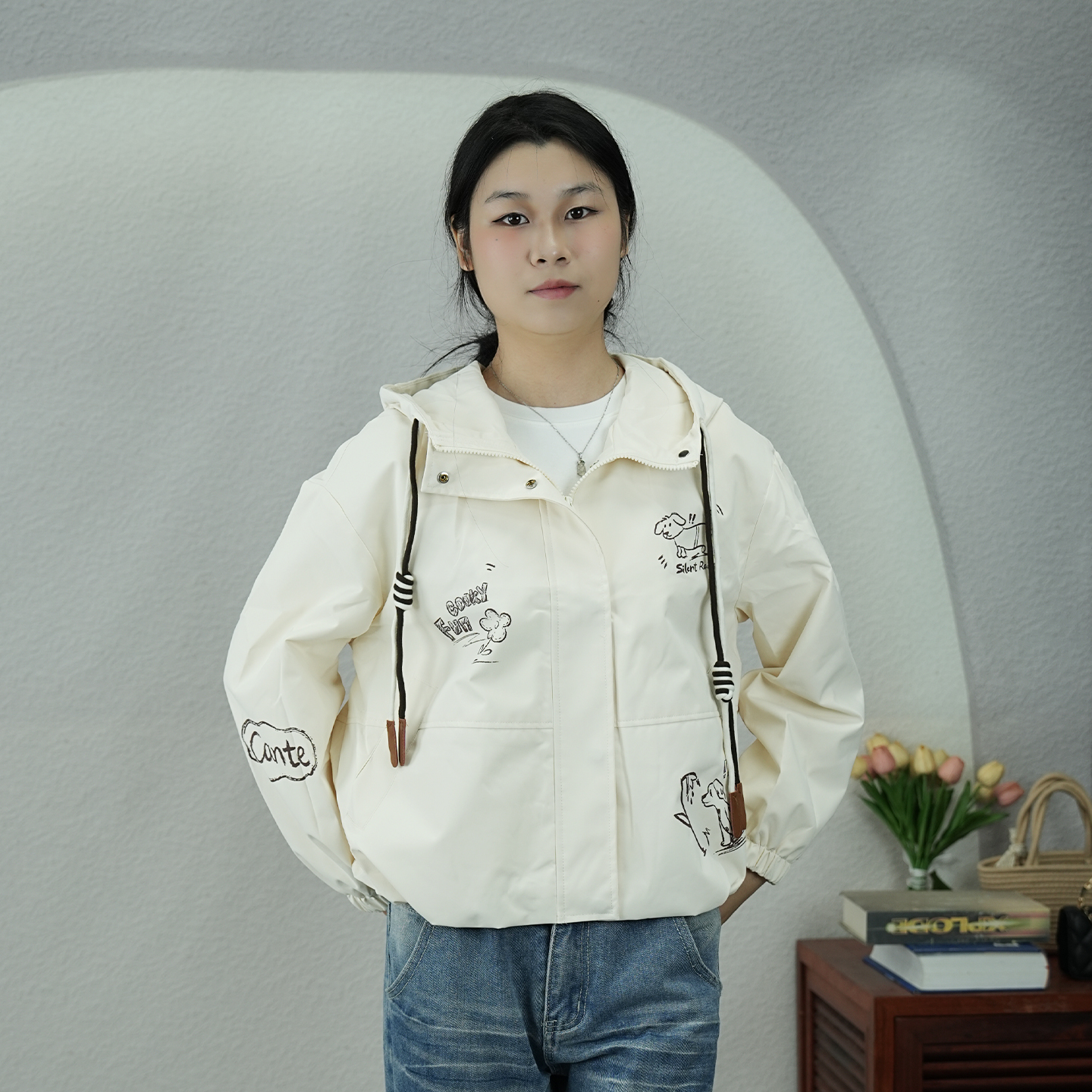 卡通印花防风拉链连帽保暖女外套