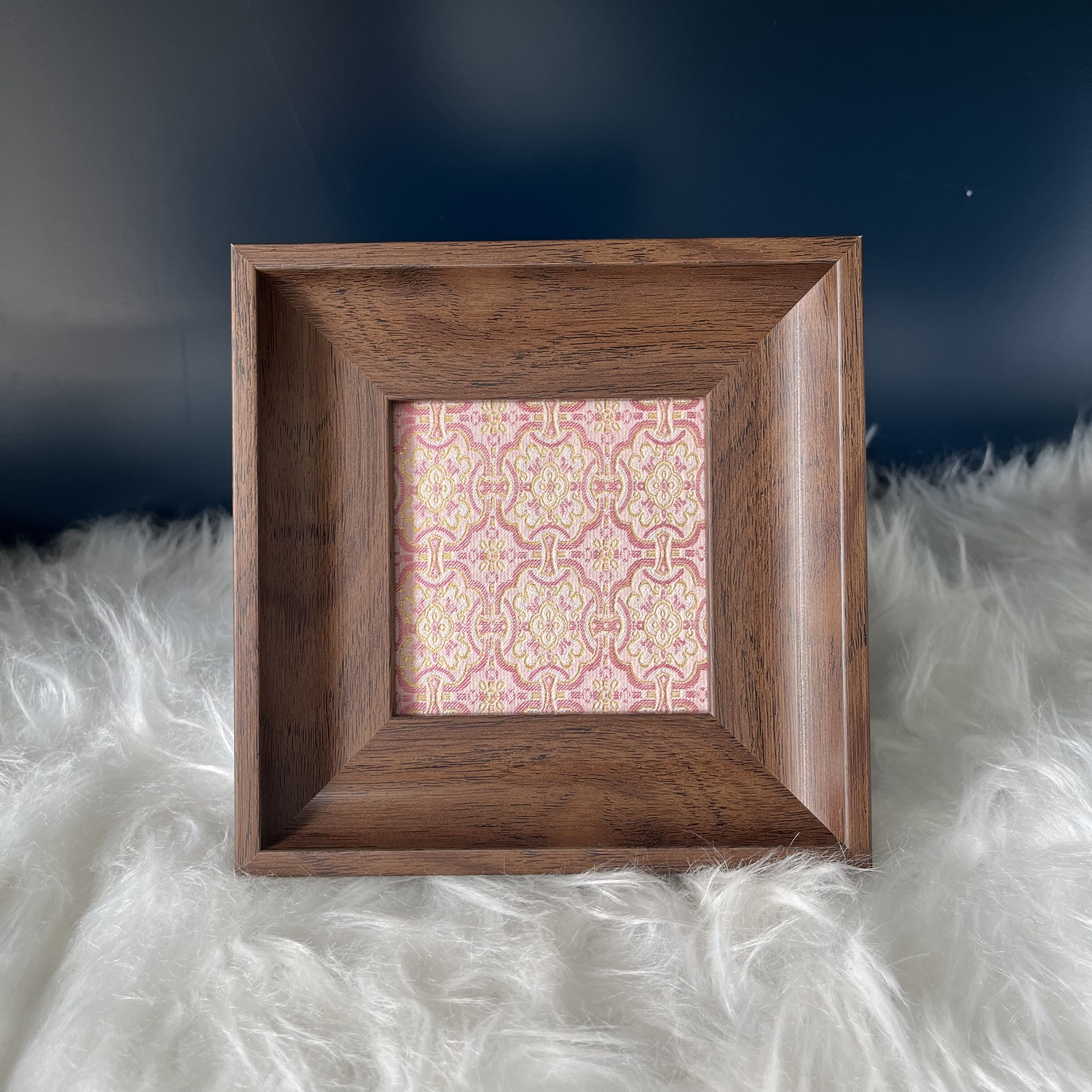 高级艺术感装饰文创摆件传统纹样挂摆两用，上久楷粉定胜真丝宋锦图片