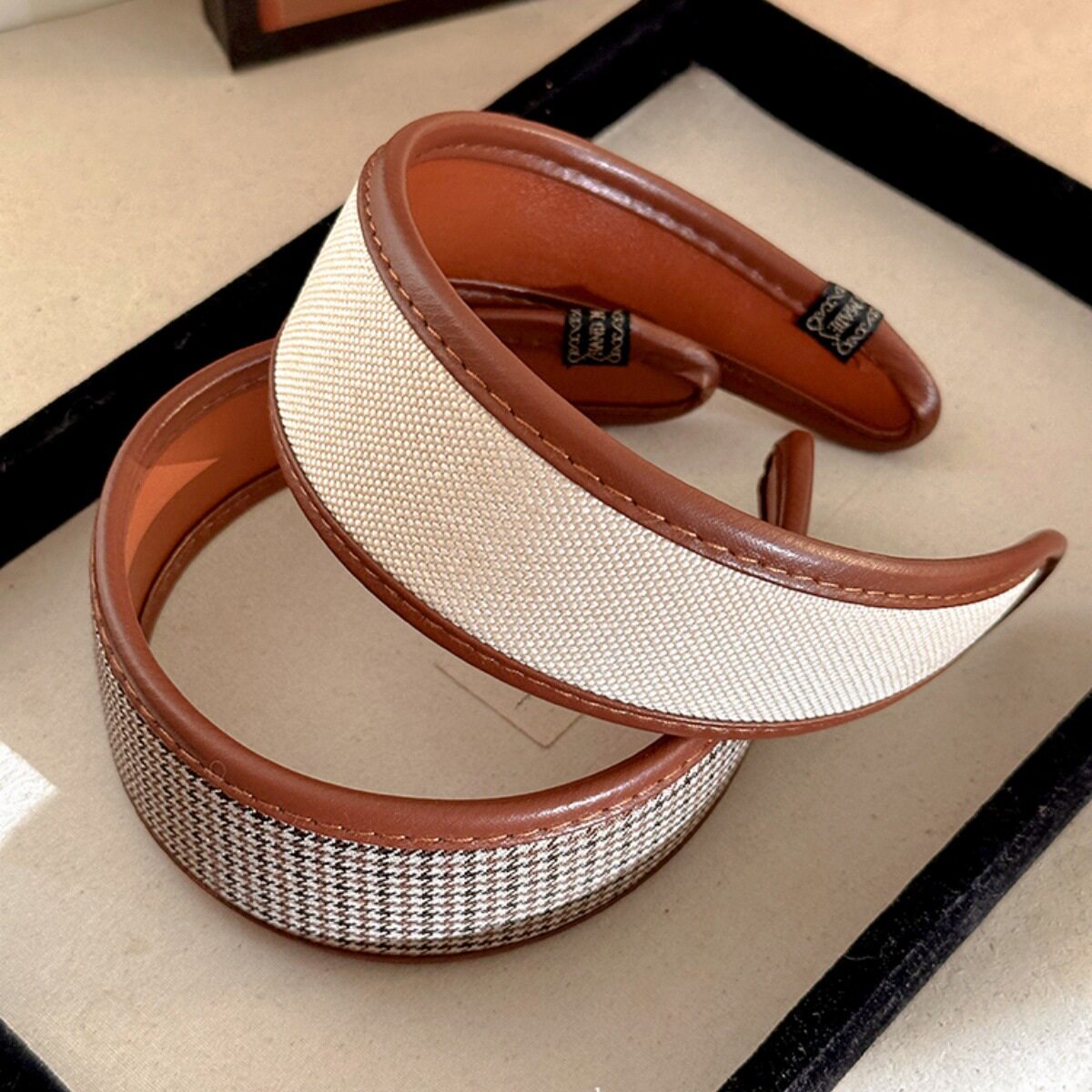 2026新款气质宽边千鸟格发箍女头箍压发高颅顶头饰皮质包边高级感