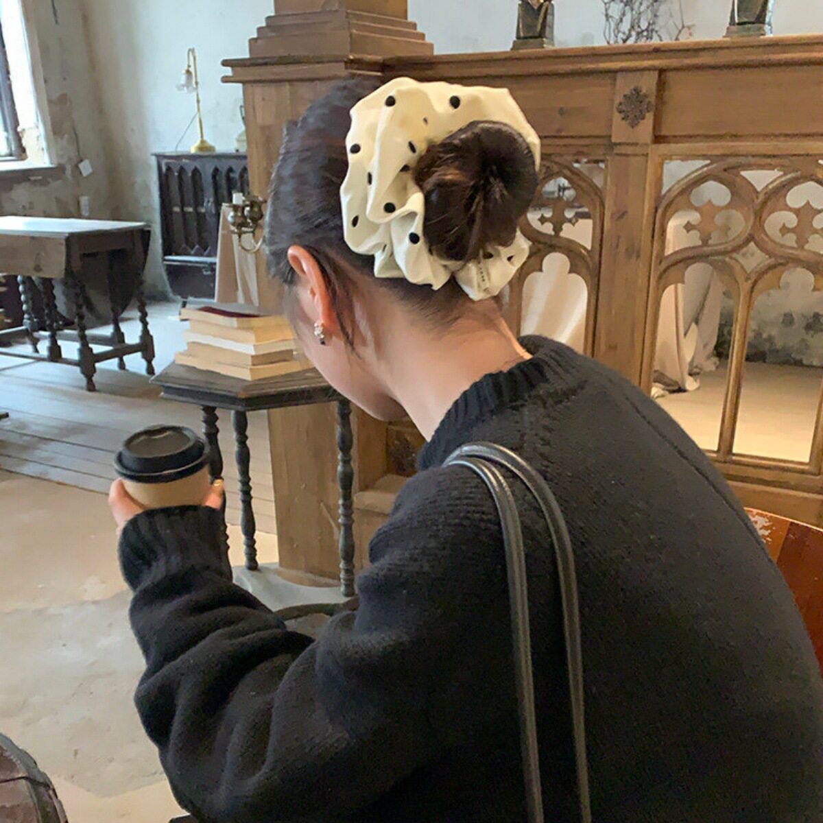 奶白丝光波点蓬松大肠发圈时尚简约日常百搭扎马尾丸子头发绳新款