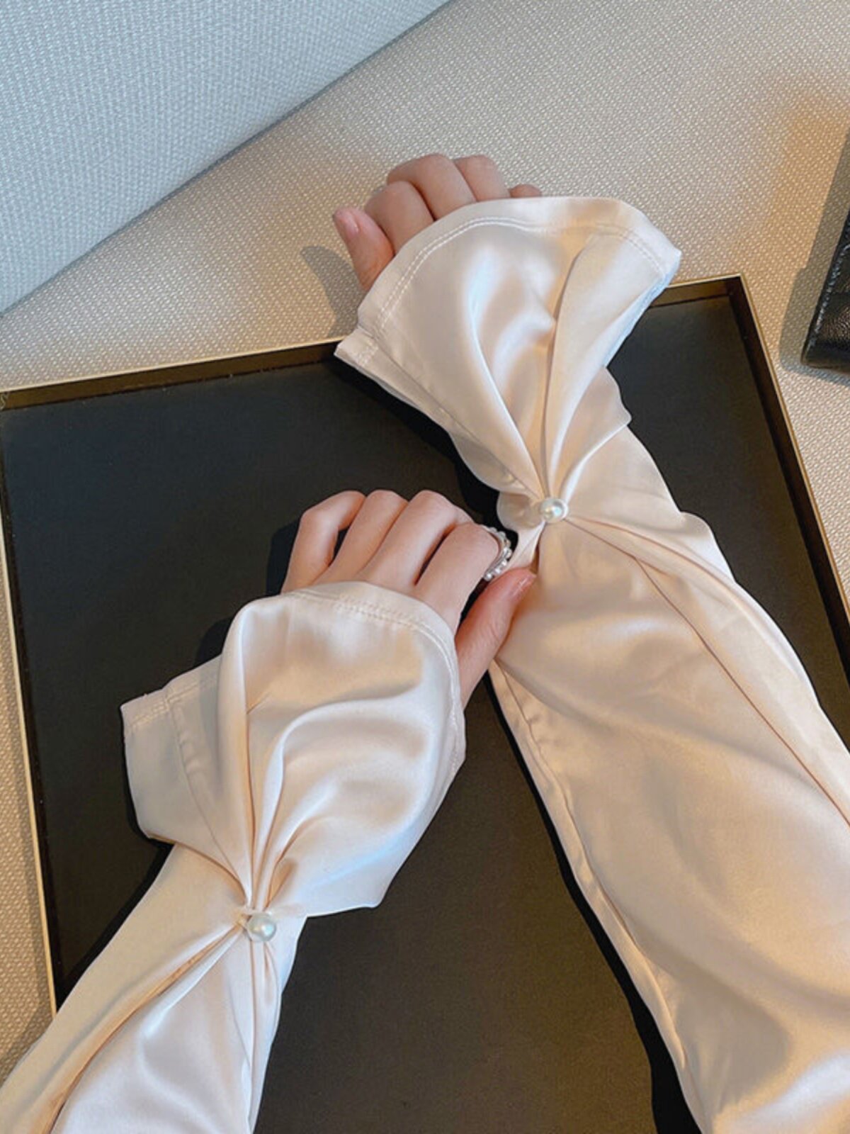 SUMMER SUNSCREEN SLEEVE LOOSE THIN SILK FEEL UV PROTECTION DRIVING RIDING BREATHABLE ICE SILK HAND SLEEVE ARM GUARDS