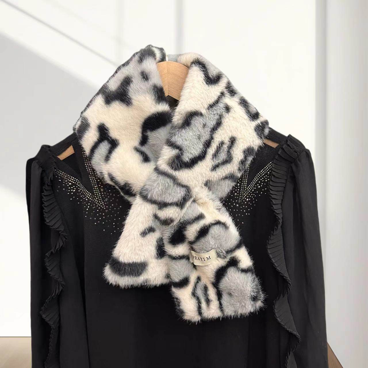 豹纹毛领围脖毛绒围巾冬季女保暖