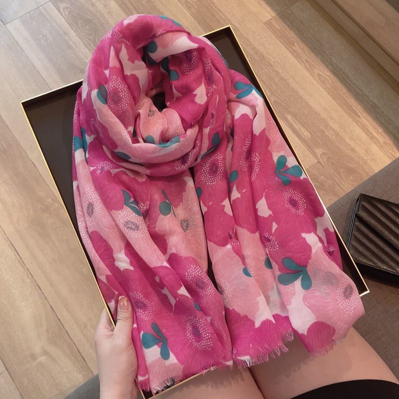 围巾女春秋夏季空调披肩海边沙滩百搭防晒纱巾护脖保暖棉麻丝巾