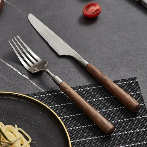 胡桃木柄+不锈钢 轻奢用餐检验