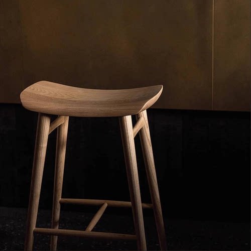 北欧实木高脚椅中古风吧椅