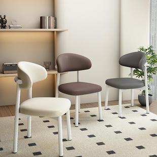 北欧仿实木餐椅家用现代简约书桌椅软包靠背椅子酒店餐厅洽谈椅