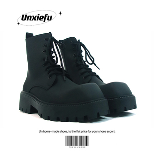 巴黎冬季加绒马丁靴男方头厚底工装鞋增高黑色哑光高帮大头德比靴