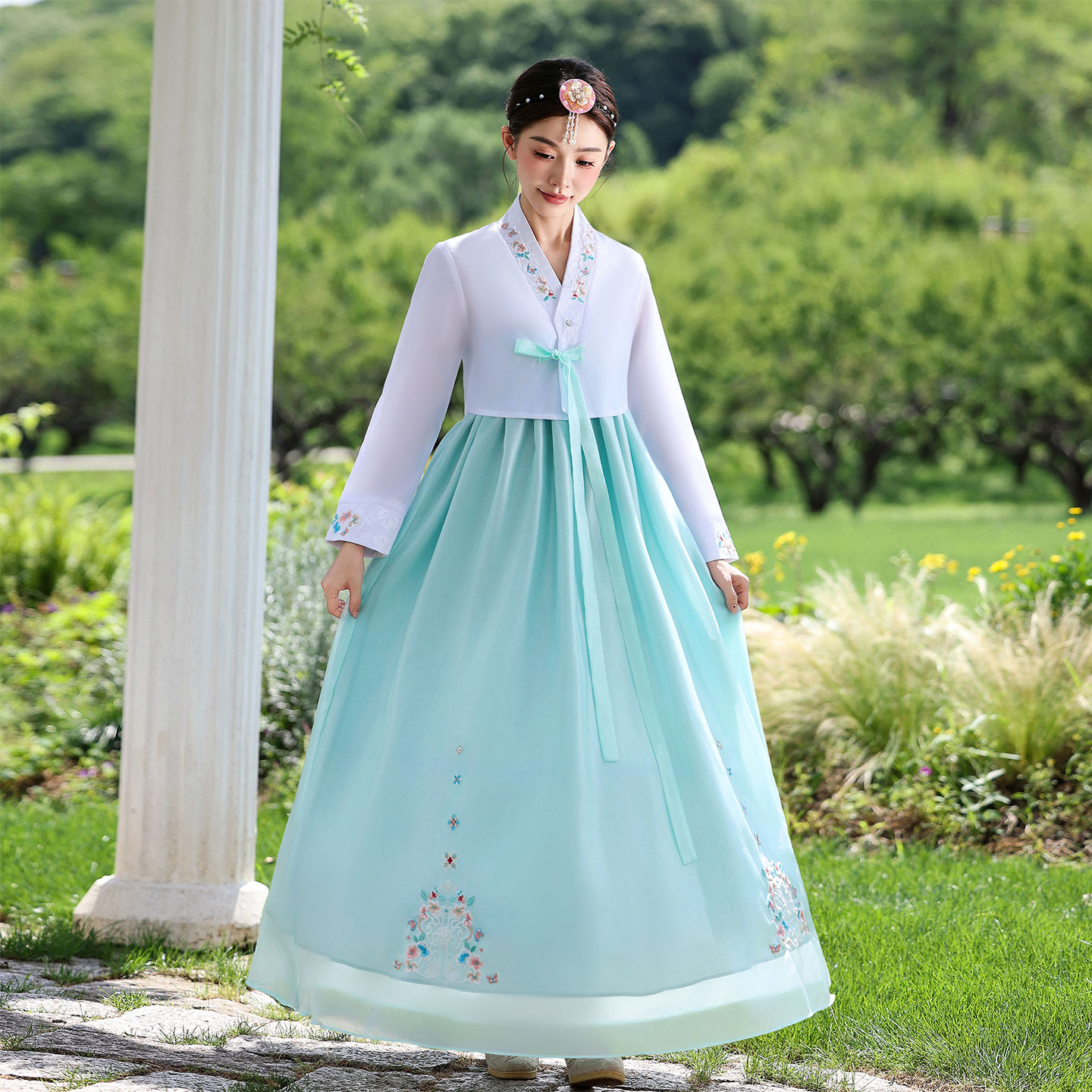 大长今韩服旅拍朝鲜族舞台写真礼服舞蹈延边韩国传统延吉表演摄影