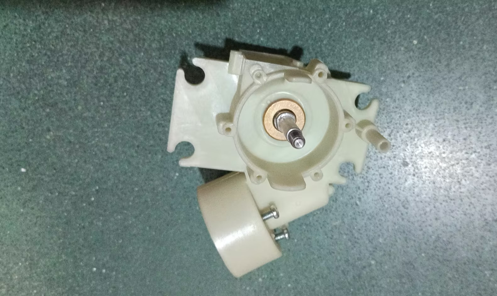 PE3899减速齿轮箱