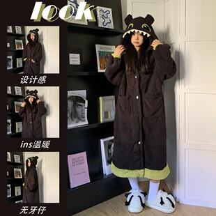 无牙仔连帽珊瑚绒睡袍女冬季2025新款居家服睡衣加绒加厚可爱套装