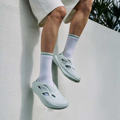 Saucony索康尼CRADLE YAT洞洞鞋情侣款一脚蹬外穿凉鞋拖鞋酷动城