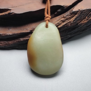 精品收藏和田玉黄白老玉原石挂件坠无事牌时来运转挂件牌子