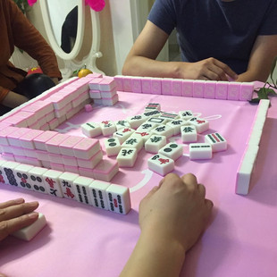 娱乐棋牌 包邮 家用粉色卡通凯蒂大中号麻将套装 一级精品抖音推荐