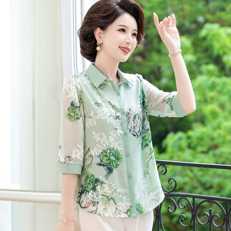 妈妈夏装洋气小衫雪纺绣花开衫套装2025中老年女装中袖翻领两件套