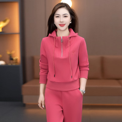 春季运动风连帽卫衣两件套女