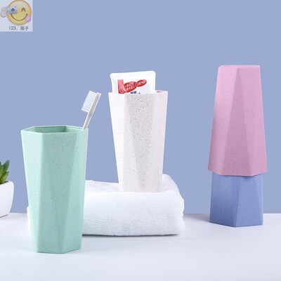 Large strain wash gargle cup household contracted lozenge